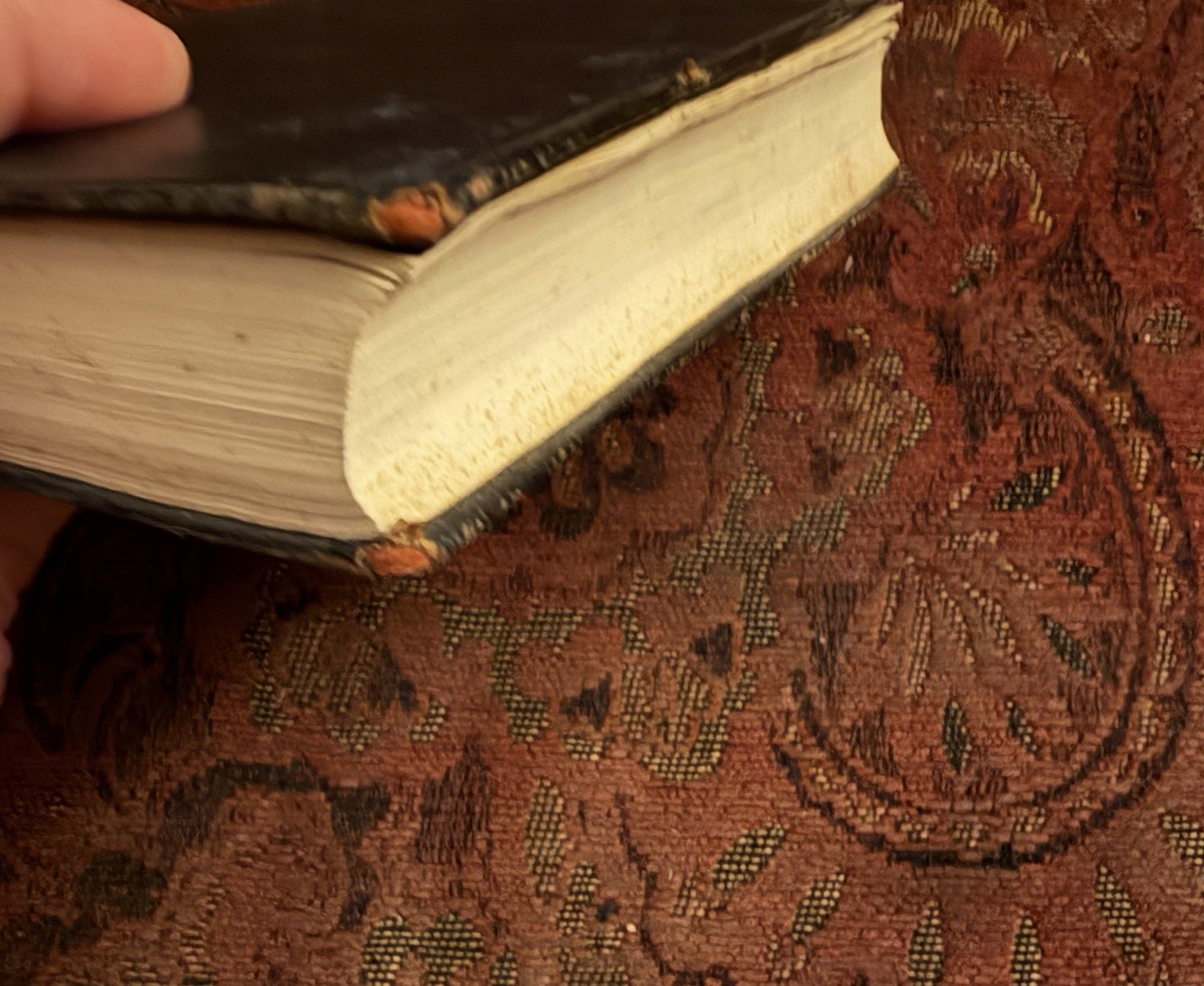 Vintage “Charles O’Malley” By Charles Lever Published By Thomas Nelson And Sons