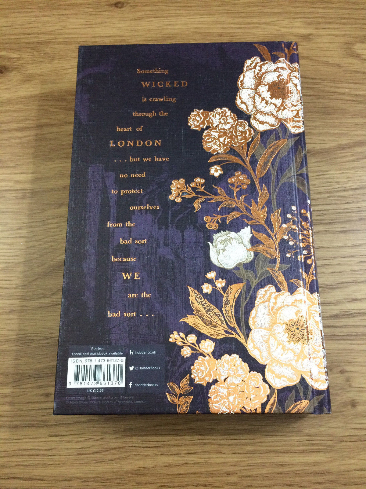 THE WICKED COMETH Laura Carlin SIGNED 1st – 1st NEW Hardback