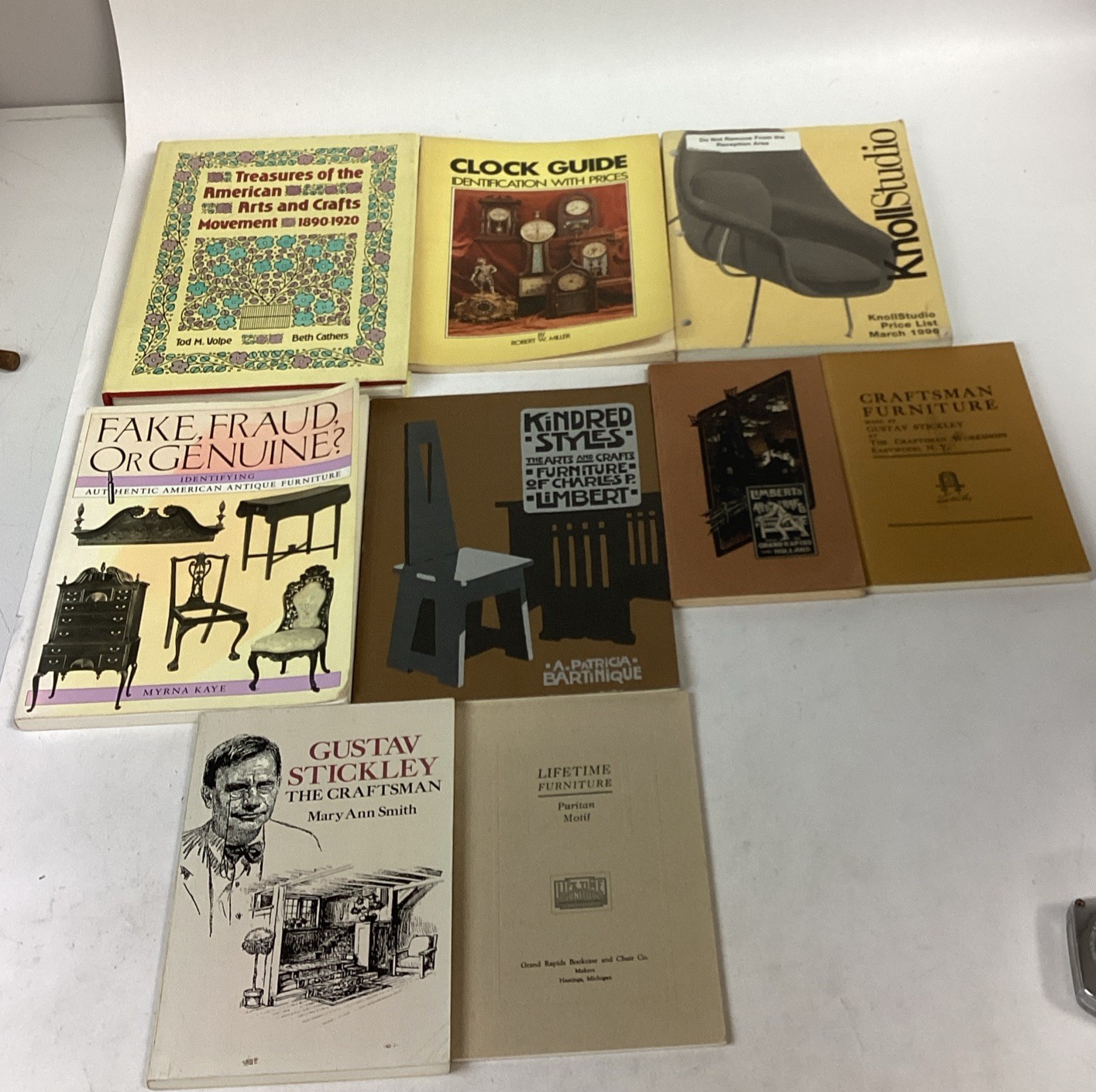 Lot Of Vintage Furniture Books And Catalogs – Clock Guide, Furniture Price List