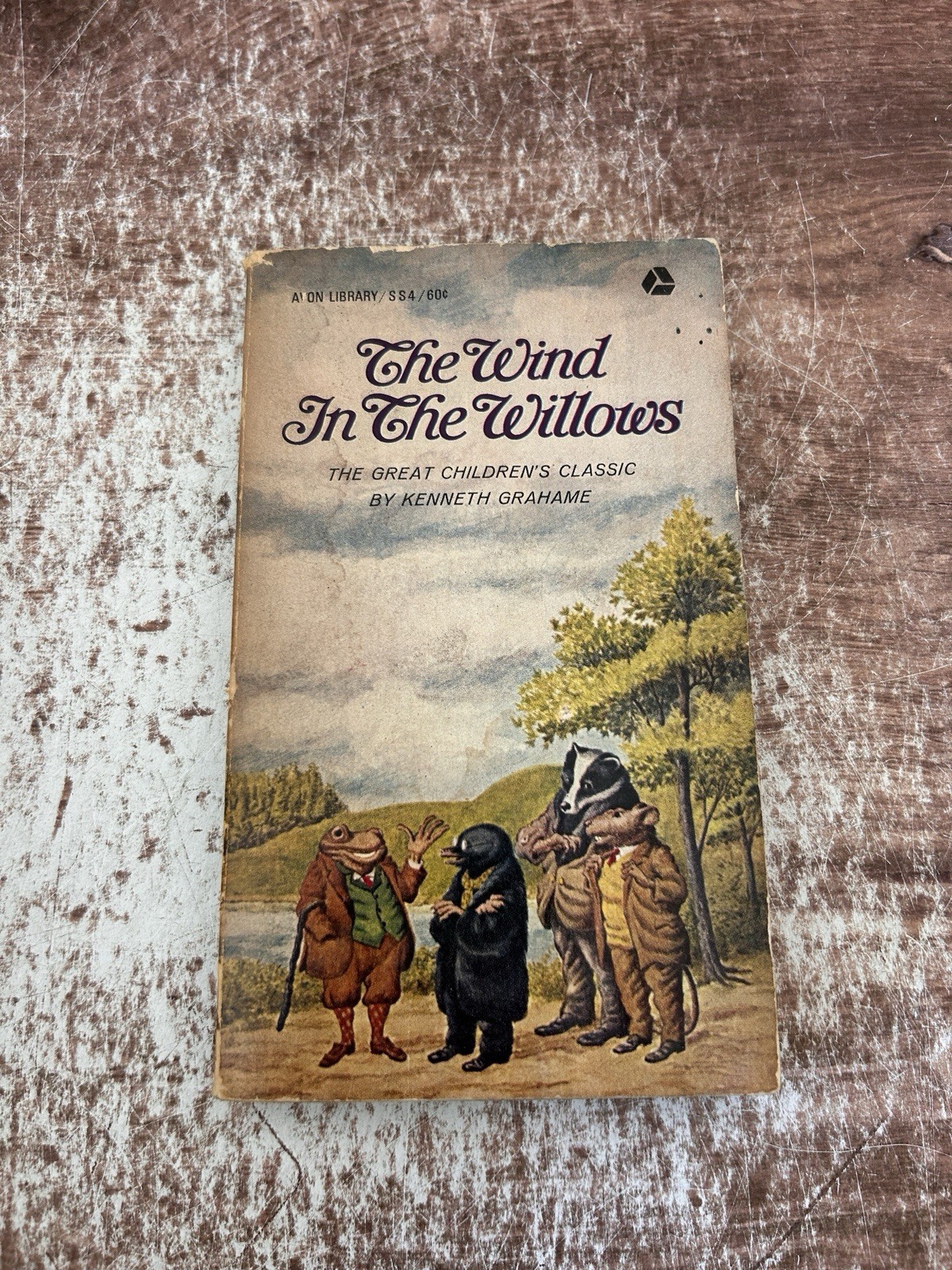 The Wind In The Willows by Kenneth Grahame (Avon 1965 PB)*Ralph Pinto Artwork*