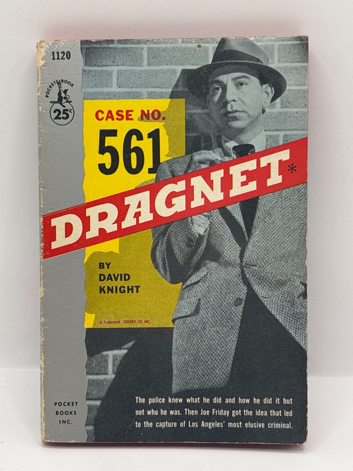 DRAGNET Case No. 561 by David Knight (1956) Pocket Books First Printing Vintage