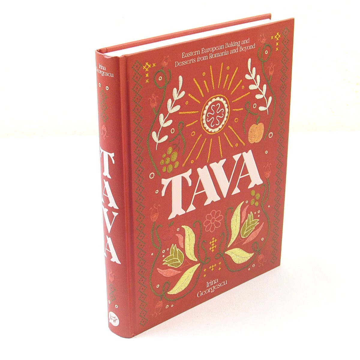Tava Irina Georgescu 2022 HC 1st Edition Romanian Eastern Europe Baking Cookbook