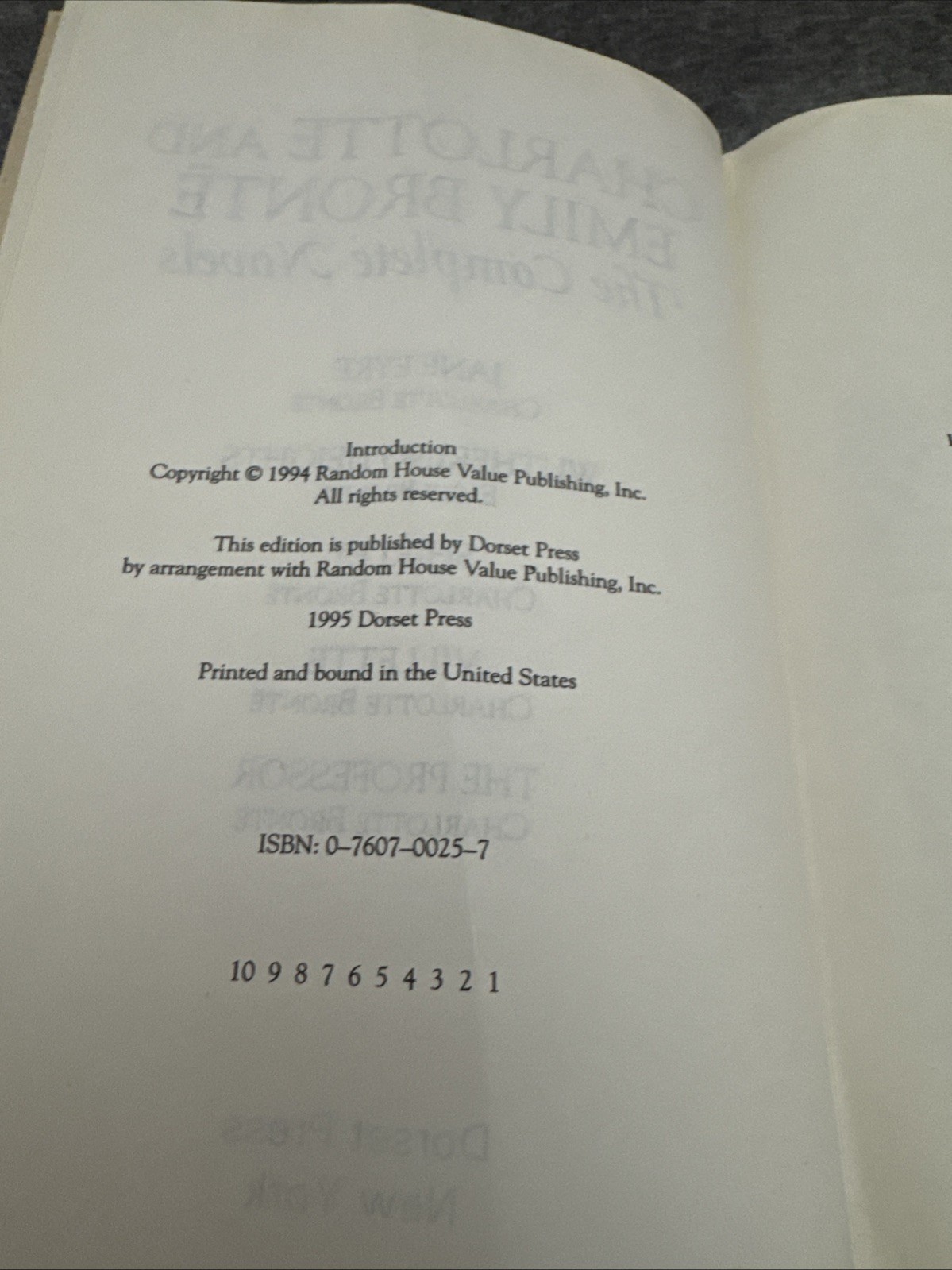 CHARLOTTE AND EMILY BRONTE-THE COMPLETE NOVELS (1994)