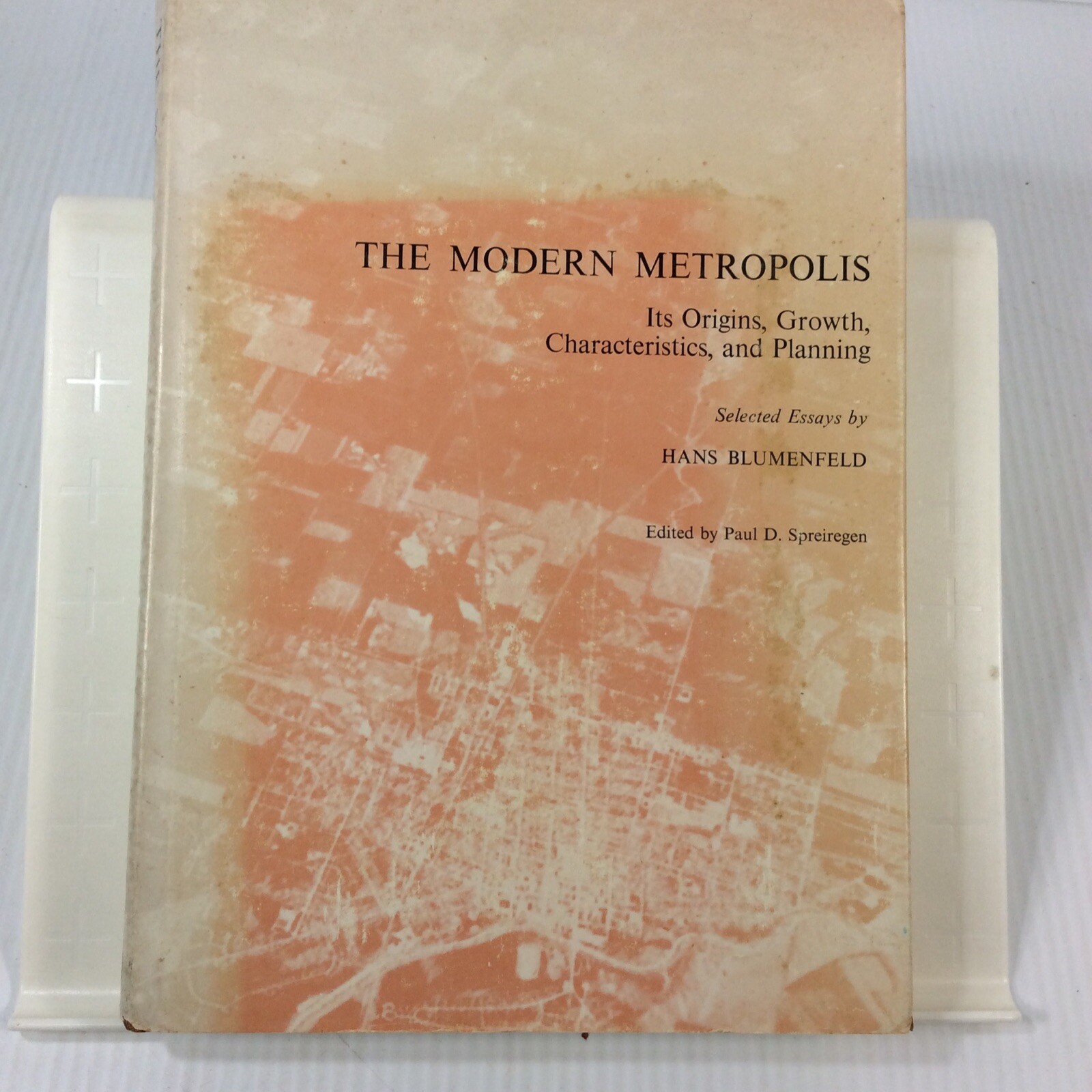 The Modern Metropolis 1967 Vintage Book MIT Press