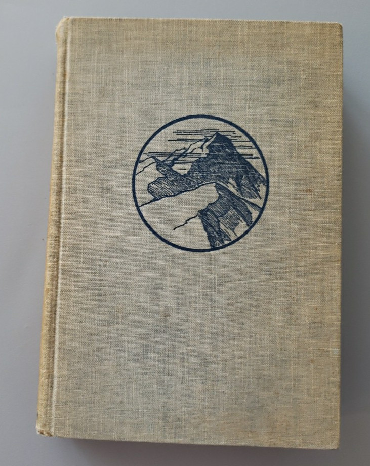 Lost Horizon by James Hilton (1933) – Hawthorn Prize Edition 1934