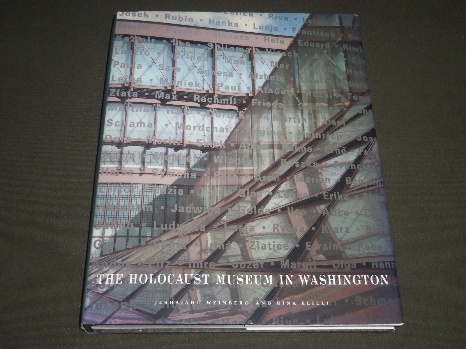 1995 THE HOLOCAUST MUSEUM IN WASHINGTON BY WEINBERG & ELIELI BOOK – I 720