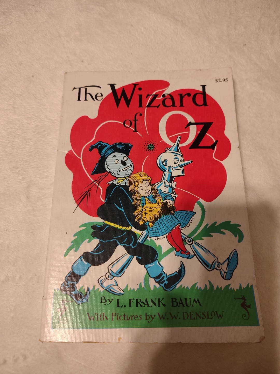 L Frank Baum THE WIZARD OF OZ Illustrated W W Denslow White Binding Softcover