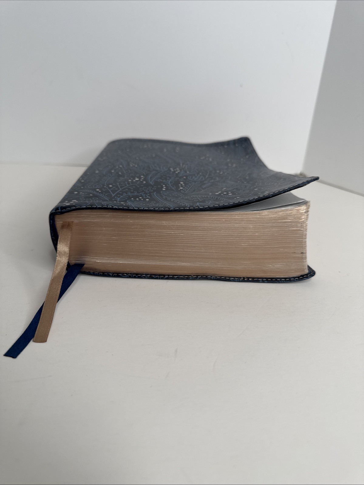 CSB Study Bible Hardcover Blue Leather Holman 2017