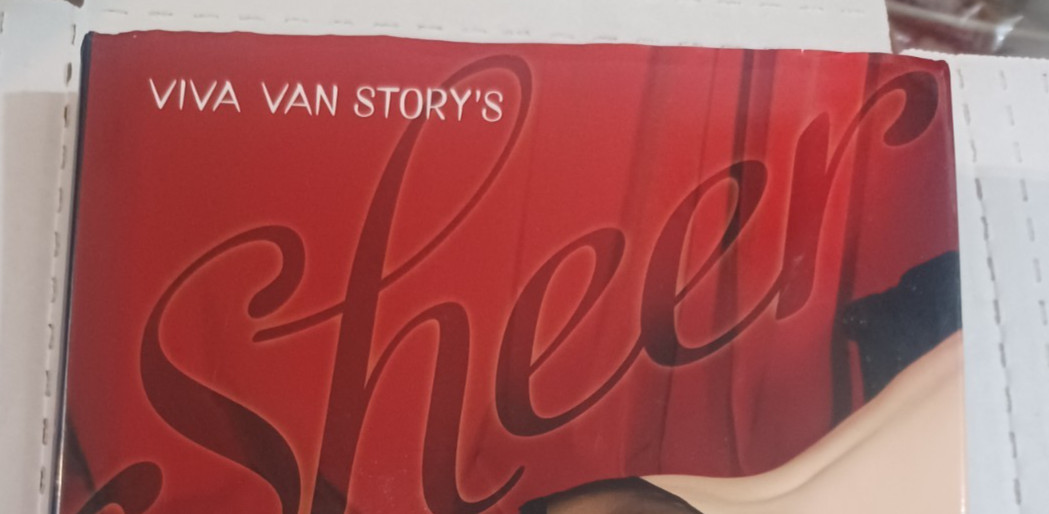 2012 Viva Van Story’s Sheer, Pin Up Photography, hardcover, Korero Books