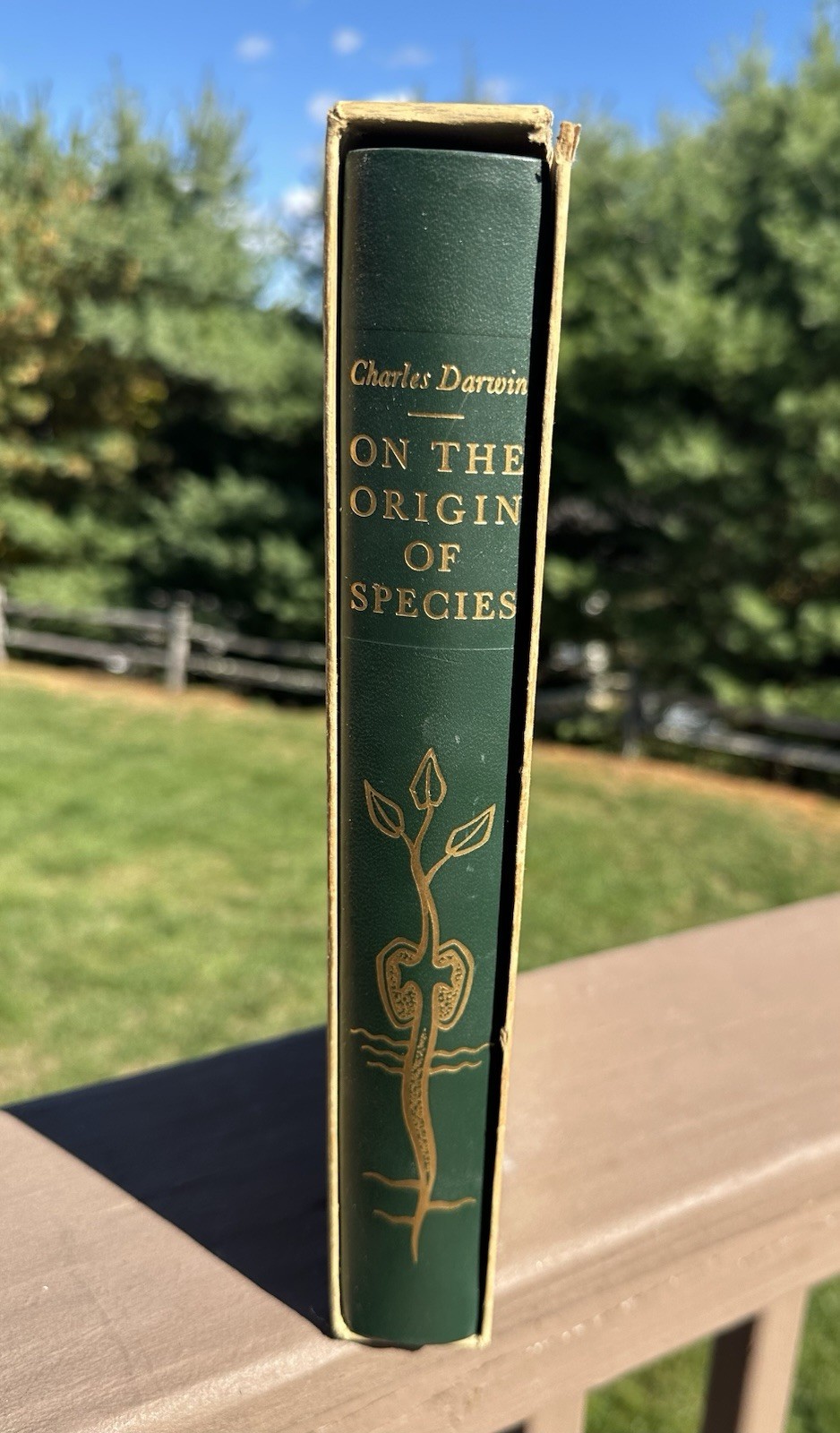 Charles Darwin On The Origin of Species Heritage Press 1963 Slipcase Hard Cover