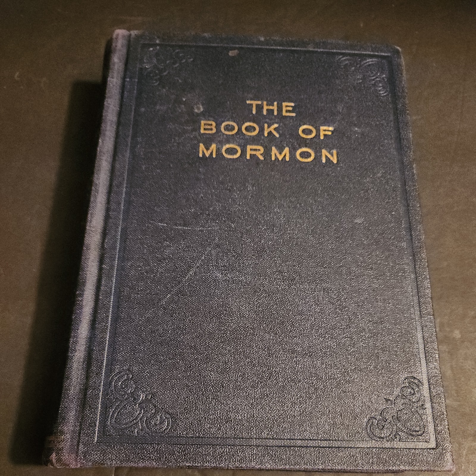 1948 book of mormon, blue cloth hardcover good condition clean text.