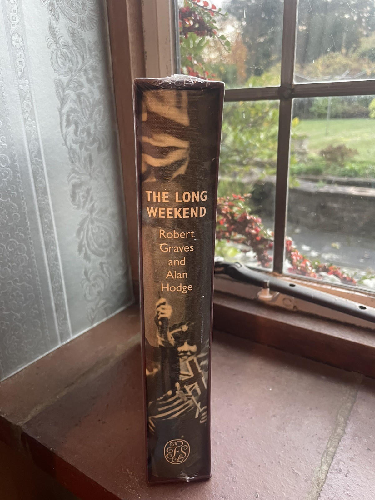 BNWT The Long Weekend Robert Graves Alan Hodge Folio Society 1st Ed 2009
