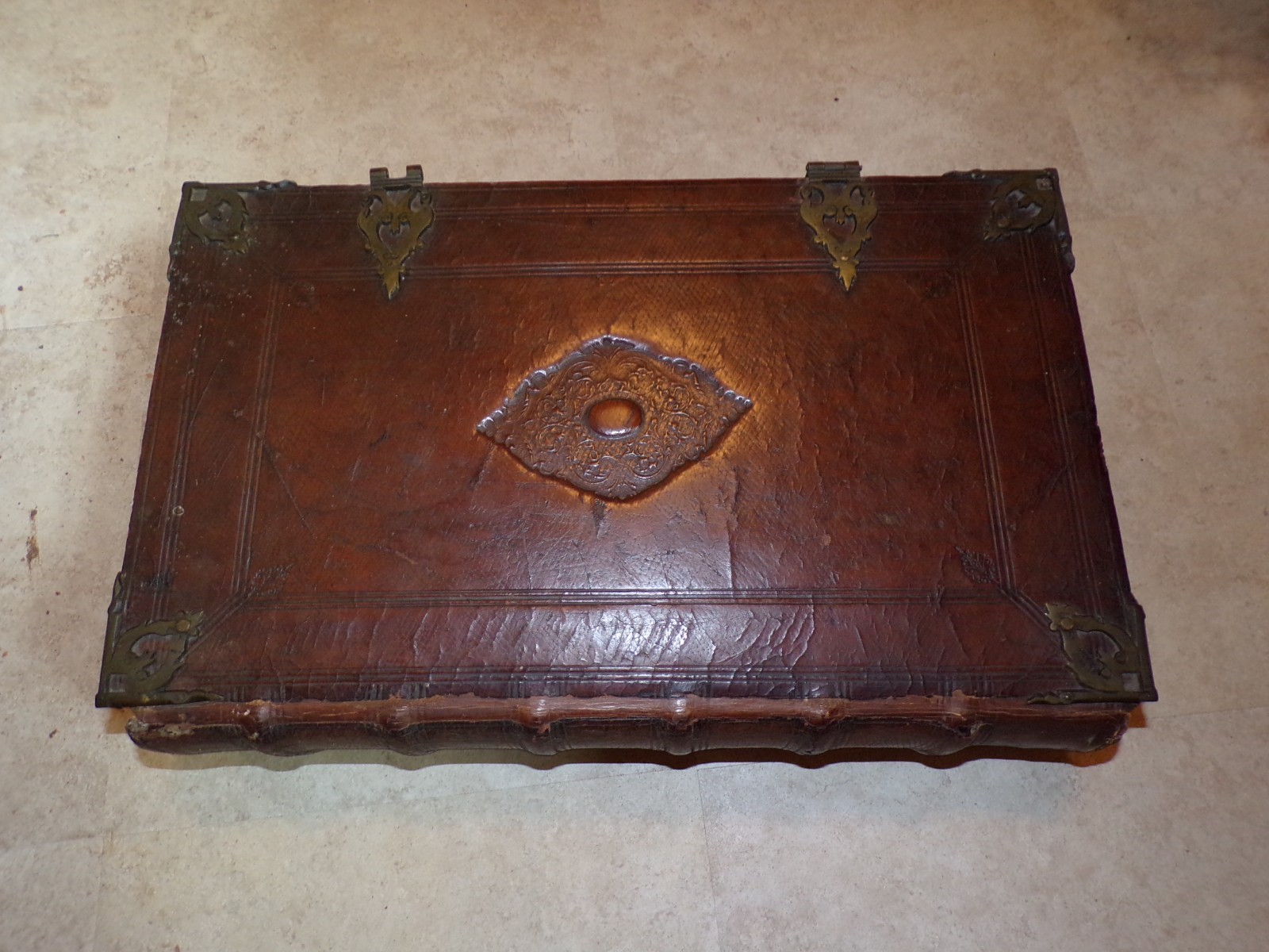 1715 KJV Bible-With Geneva Notes and Prelims-Fine Binding-Prayer-Psalms-Complete