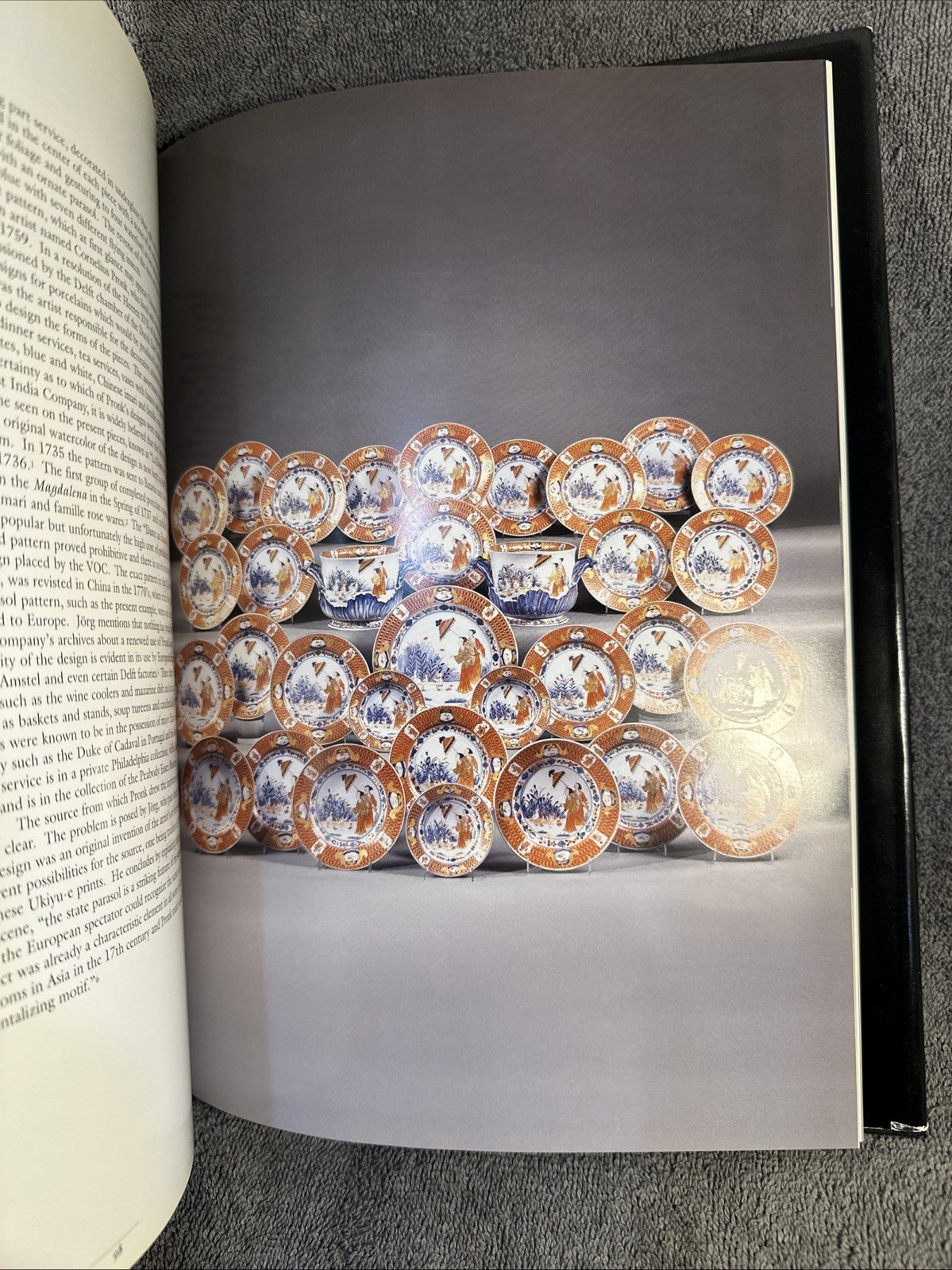 Chinese Export Porcelain including Figurines from the Robert Gill HC DJ