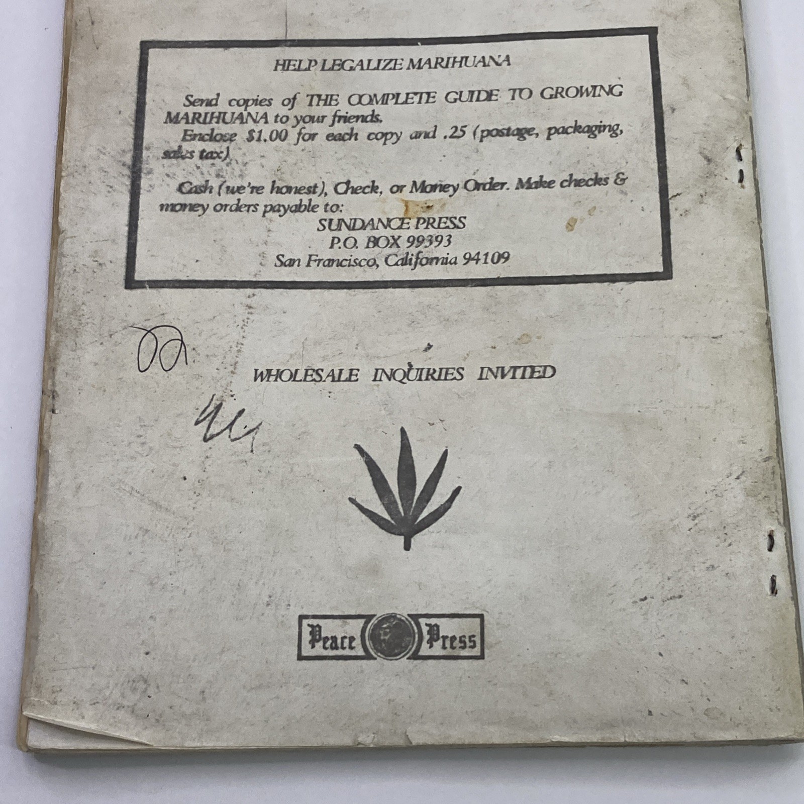 VNTG The Complete Guide to Growing Marijuana by Dave Fleming 1970 Peace Press