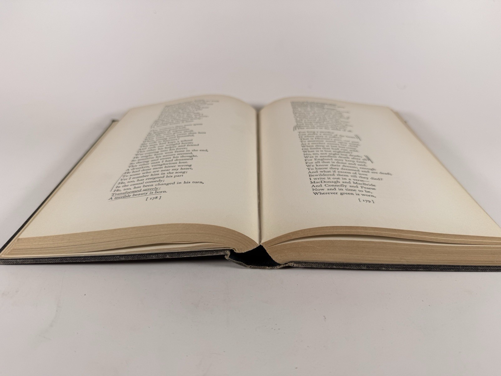 1959 Collected Poems of W.B. Yeats HC Definitive Edition Macmillan Book