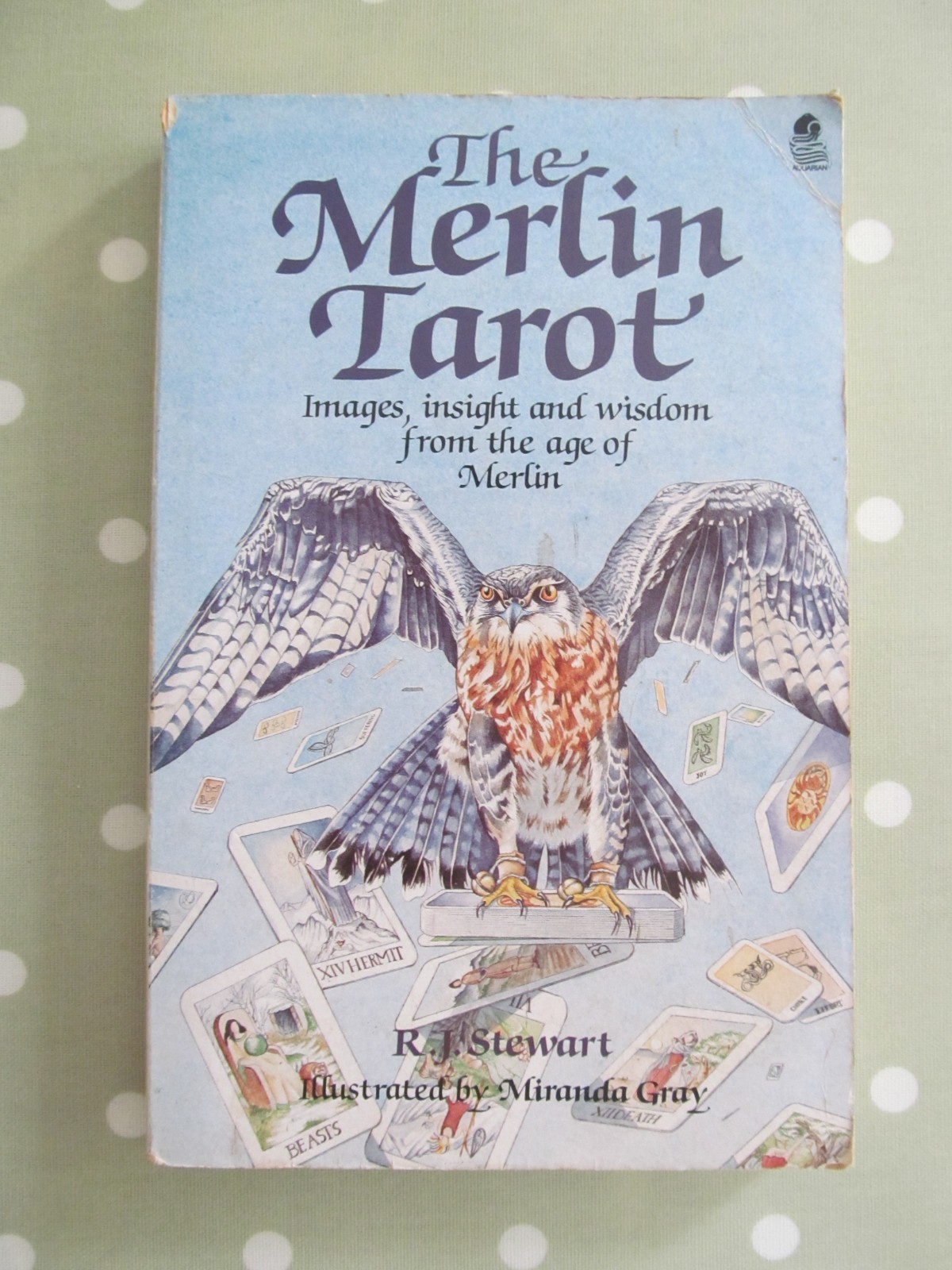 THE MERLIN TAROT BY R J STEWART THE AQUARIAN PRESS PB FIRST PRINTING DATED 1988