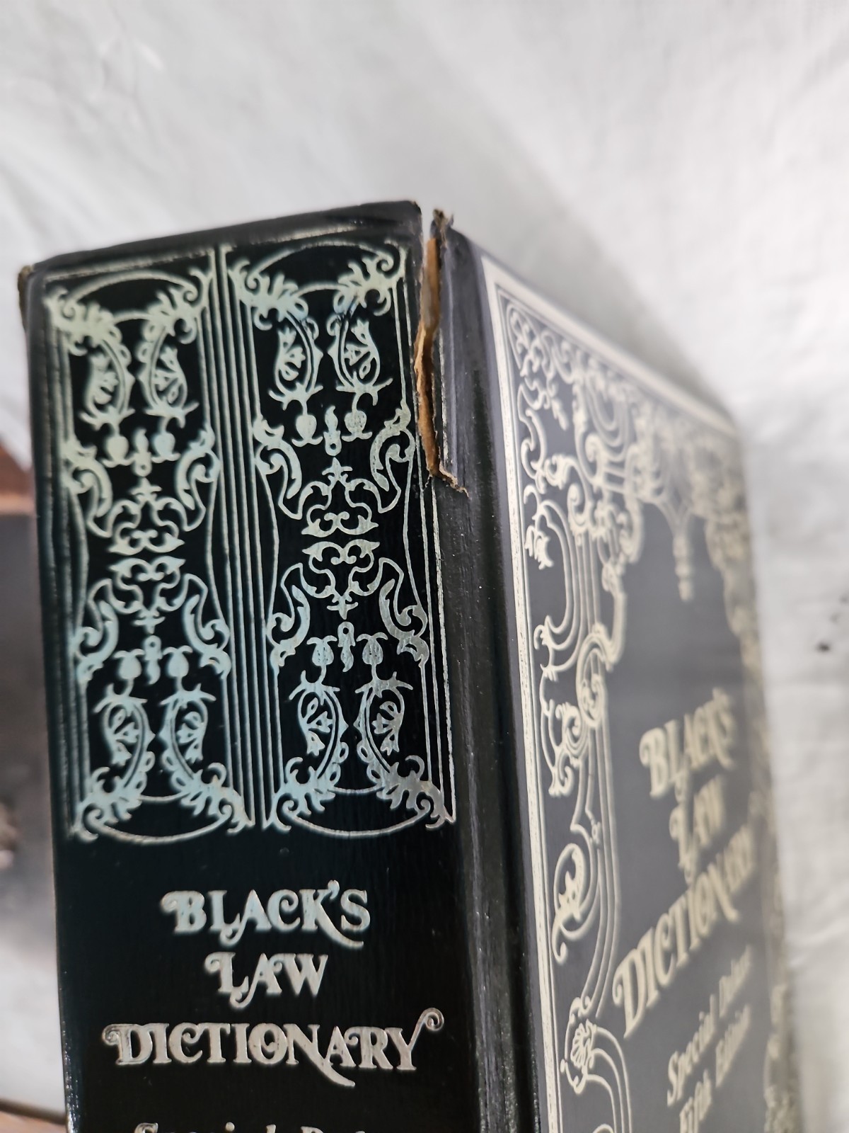 Black’s Law Dictionary Special Deluxe Fifth Edition Padded Hardcover 1979
