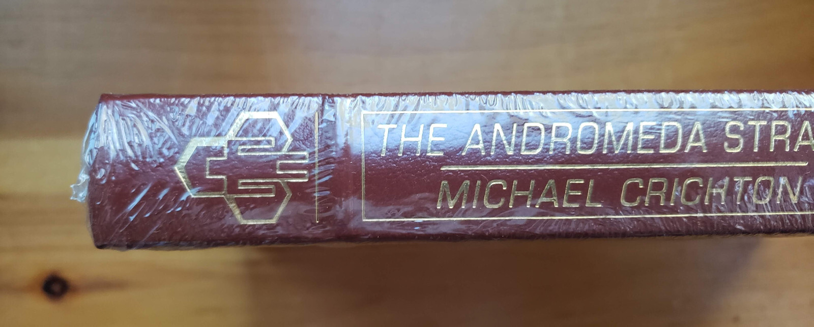 SIGNED: Easton Press: ANDROMEDA STRAIN – Michael Crichton Limited Edition Of 500