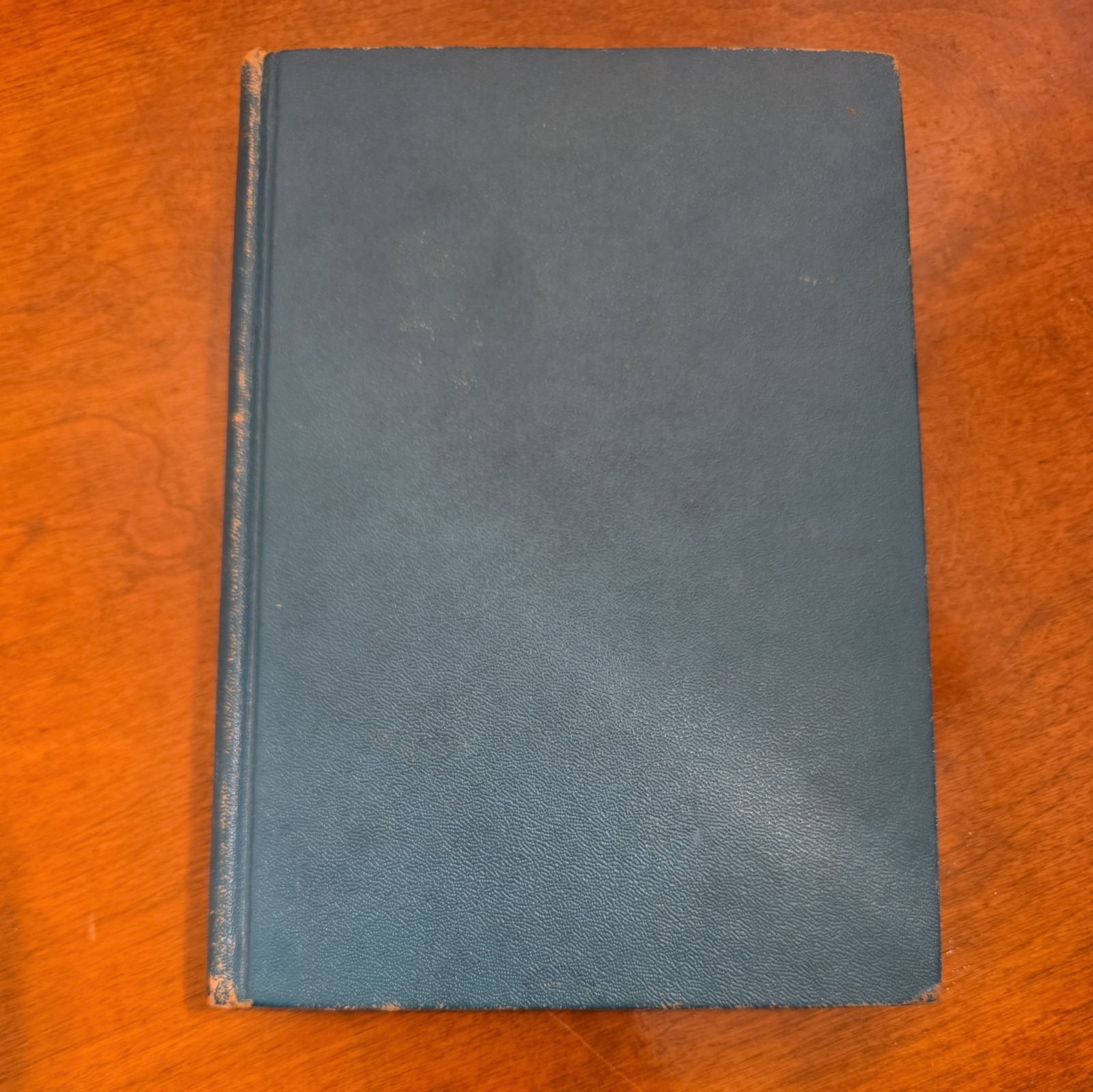 A Tree Grows In Brooklyn, Betty Smith, semi bio, 1943, Harper&Brothers