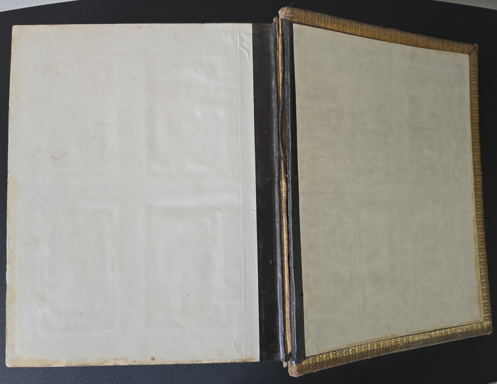 The Comprehensive and Self-Interpreting Family Bible Prof. Calvin E. Stowe 1870