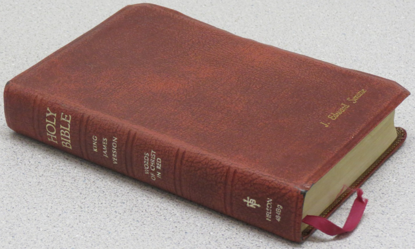 Holy Bible KJV Nelson 484BG – 1972 – Genuine Leather Cowhide
