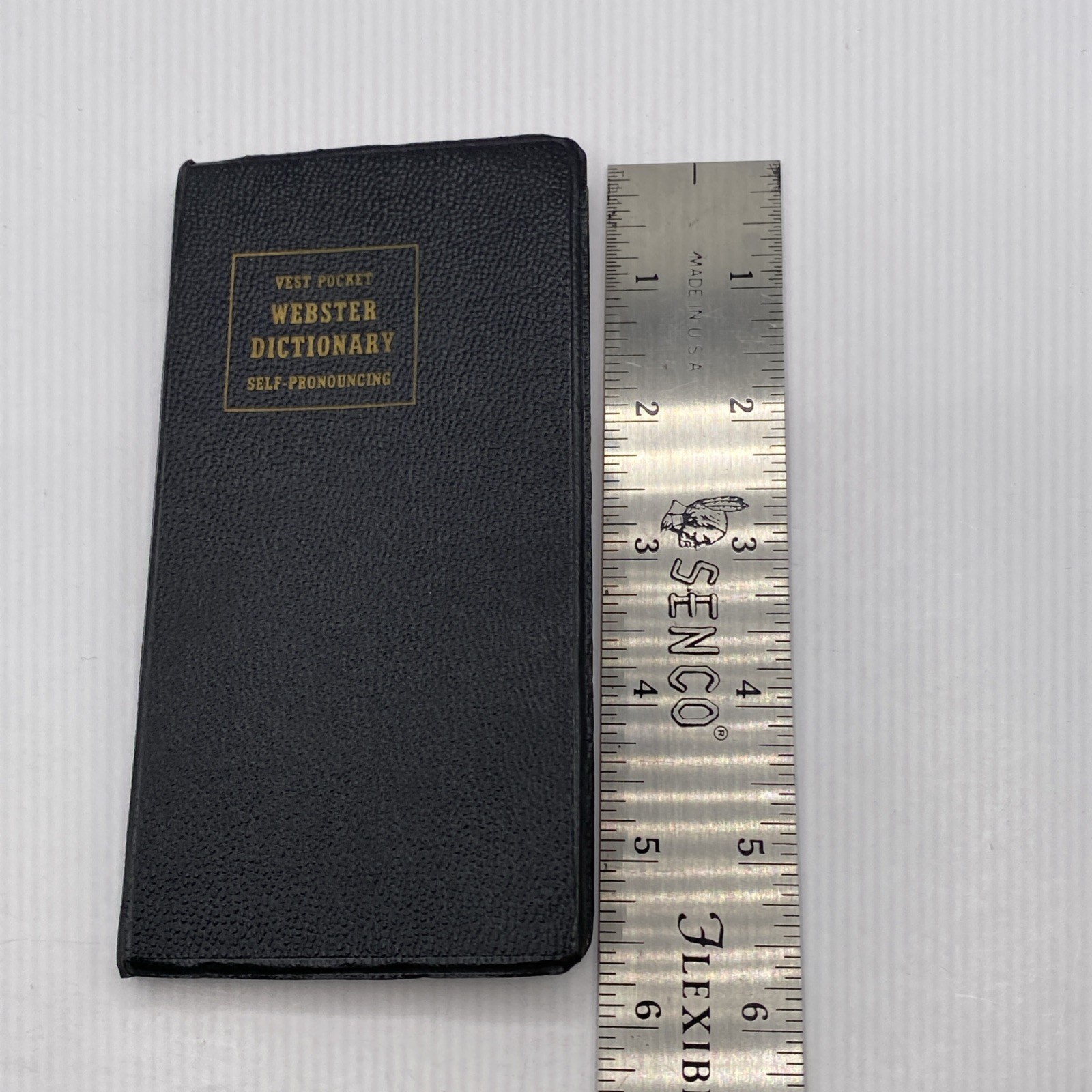 Vest Pocket 1952 Webster Dictionary Self Pronouncing Vintage book