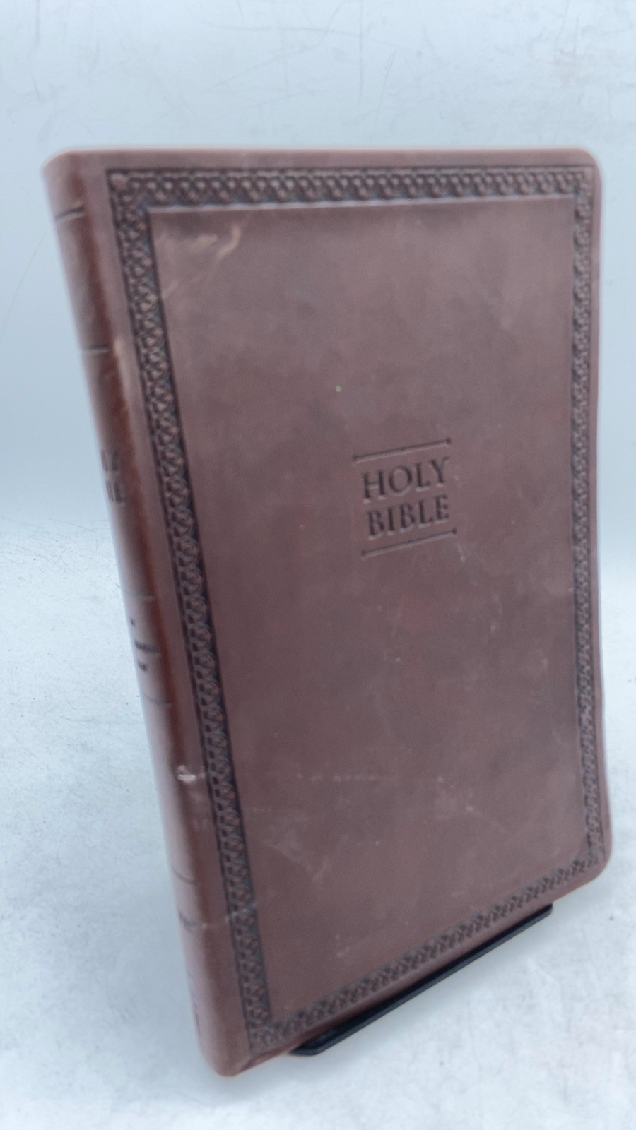 Holy Bible: New International Version Hardcover NIV Thinline Bible 2011