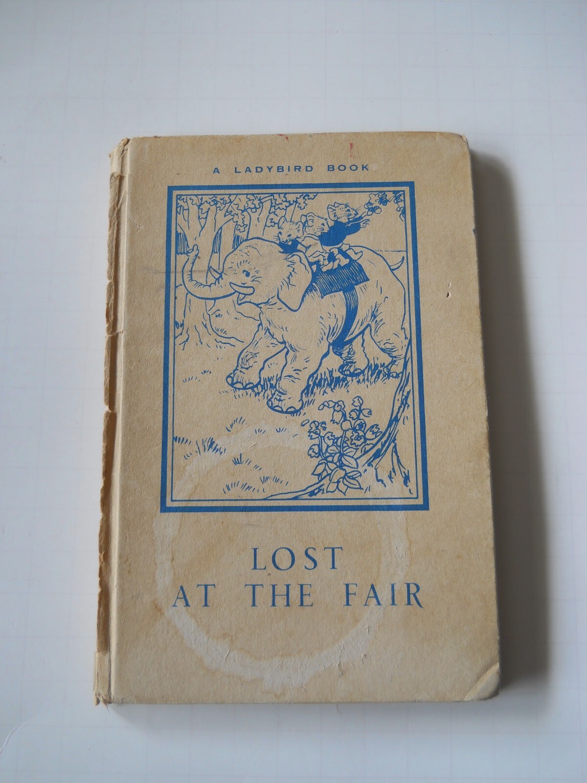 LOST AT THE FAIR A.J. MACGREGOR, W. PERRING, A LADYBIRD BOOK