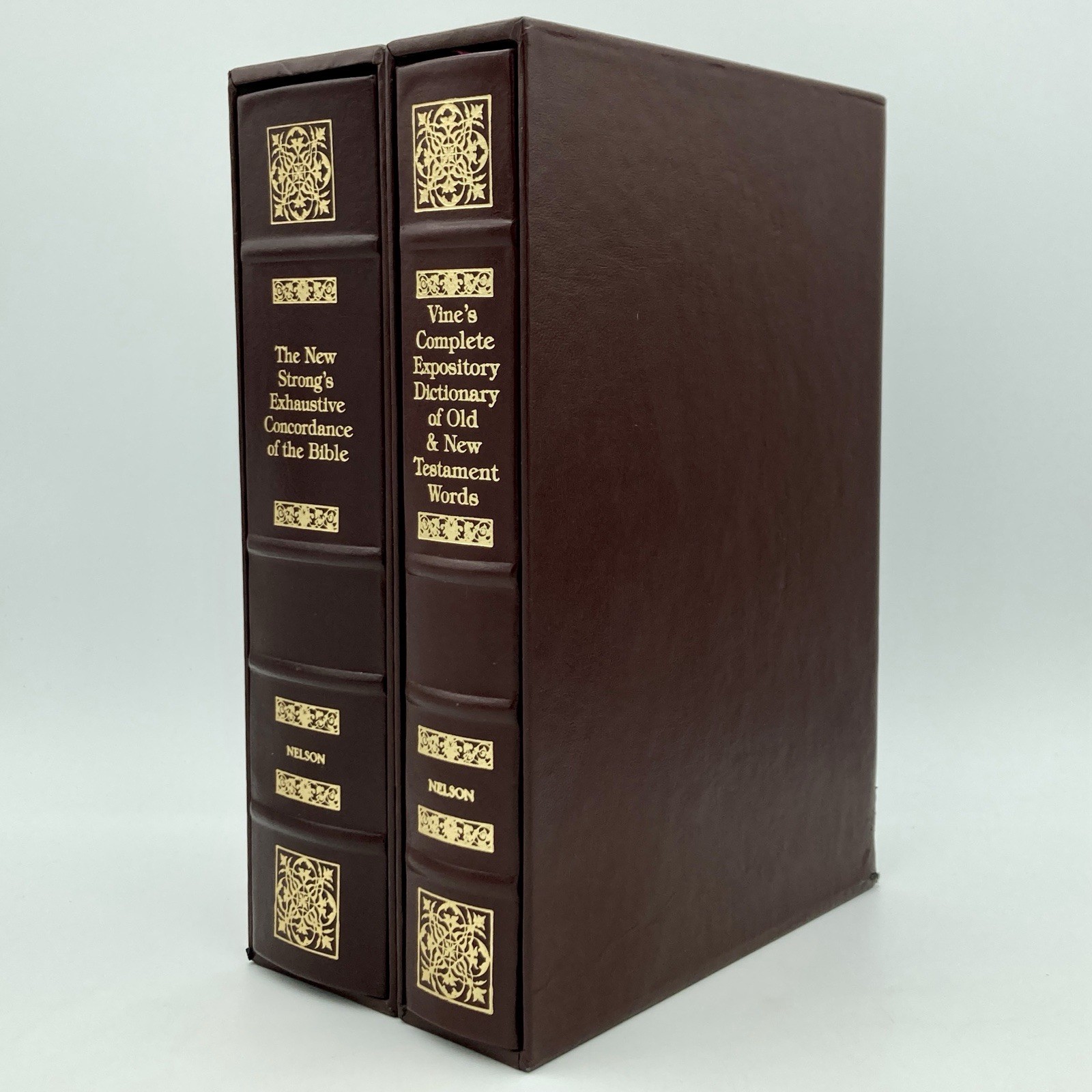 Strong’s Exhaustive Concordance of Bible / Vine’s Expository Dictionary leather
