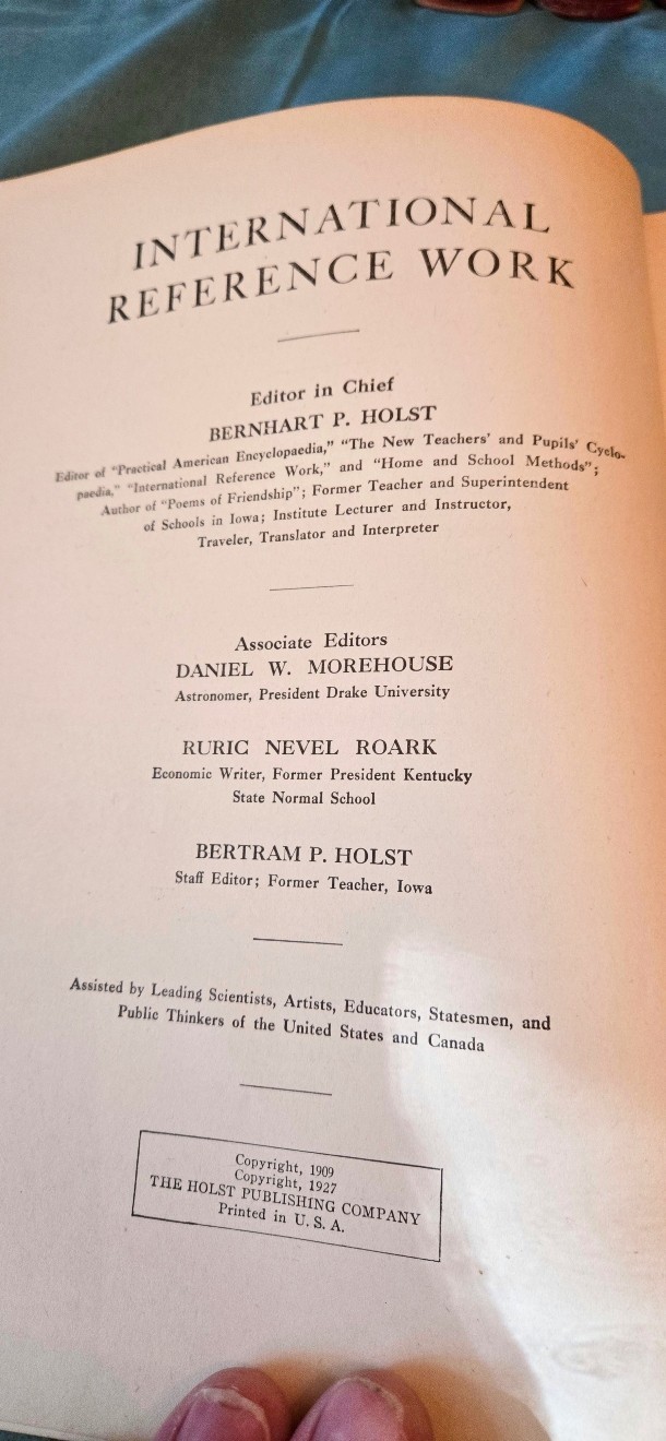 Antique International Reference Book Set 10 volumes 1927