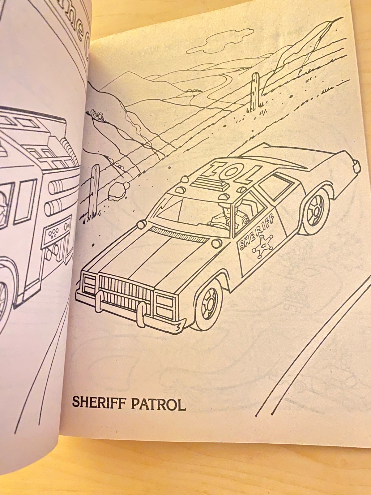 UNUSED HOT WHEELS Coloring Activity Book (Golden) Vintage 1983 – NEW & UNUSED