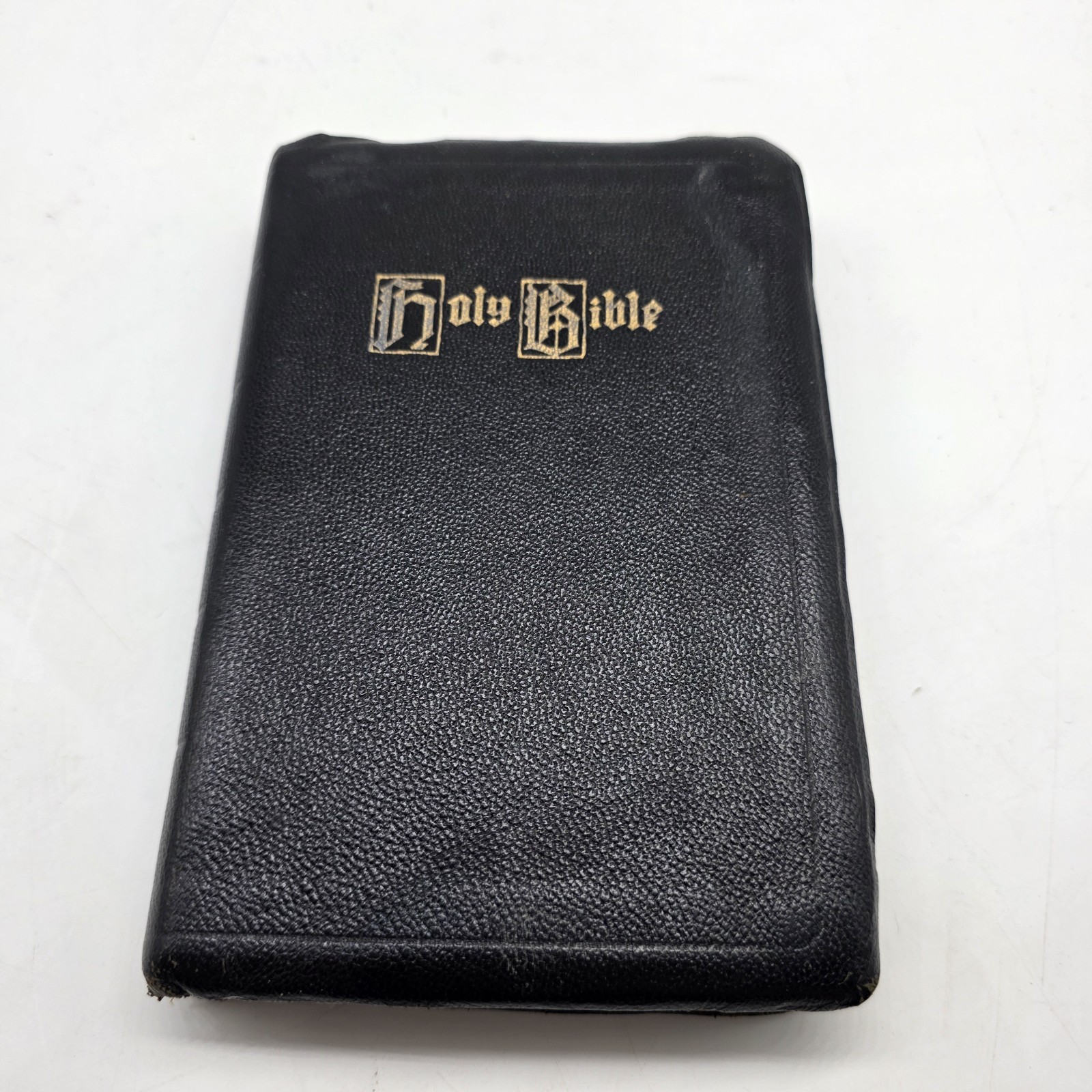 1949 A.J. Holman Handy Bible Brevier Pronouncing KJV Leatherette Pocket Edition