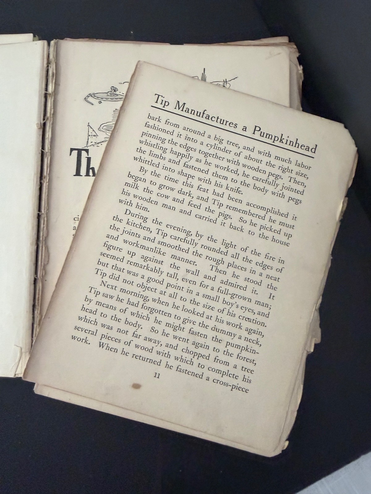 The Marvelous Land of Oz – L. Frank Baum – 1st Edition 2nd Printing (1904)