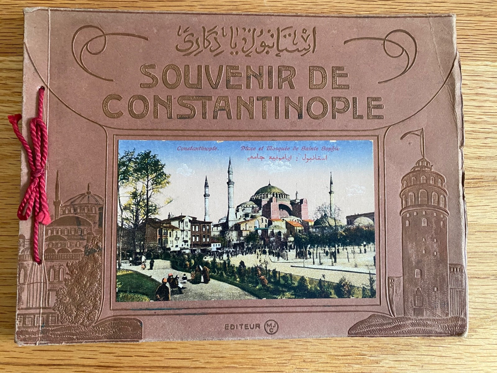 Souvenir de Constantinople. Bound paperback book of 36 lithographs of the city
