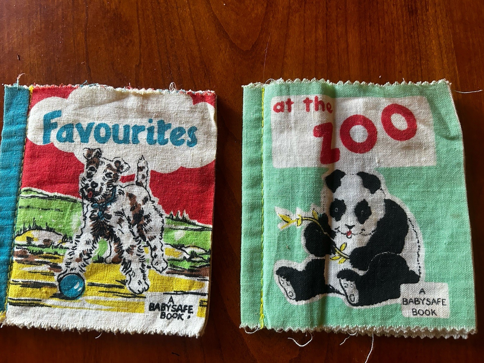 2 Vintage Dean’s Rag Books Titled Let’s Play 1930’s At The Zoo & Favourites