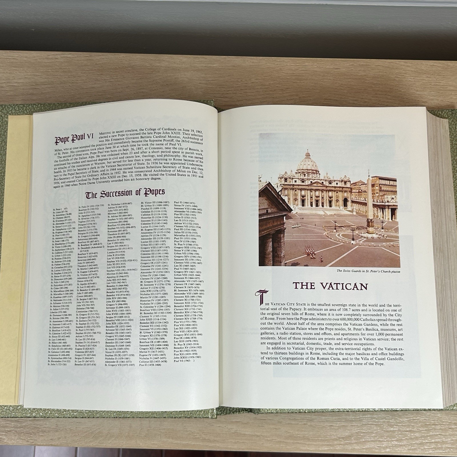Vintage Holy Bible Heirloom Edition 1978-79 NAB Hardcover Red Letter Illustrated