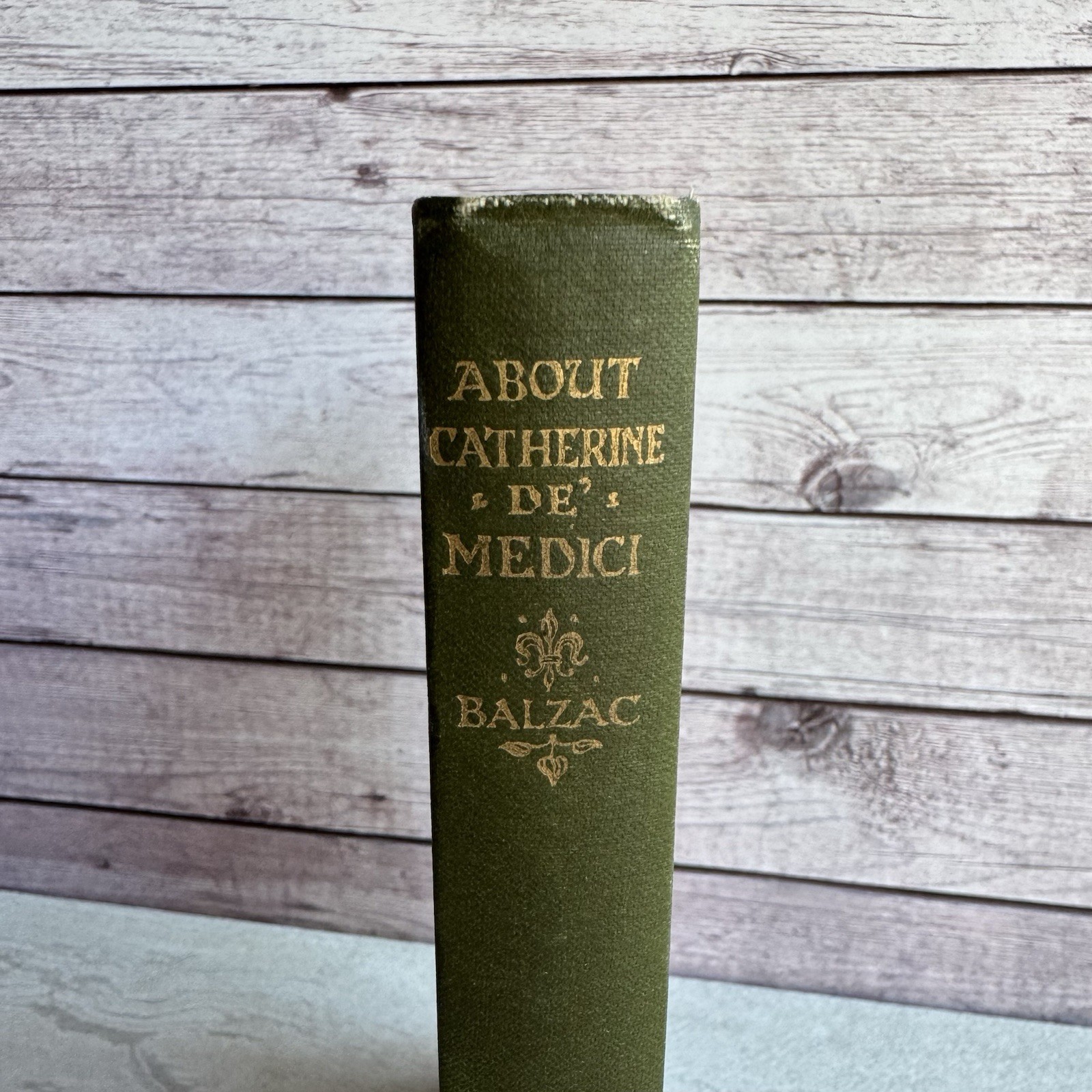 About Catherine De Medici: The Temple Edition by Honoré de Balzac – 1901, HC