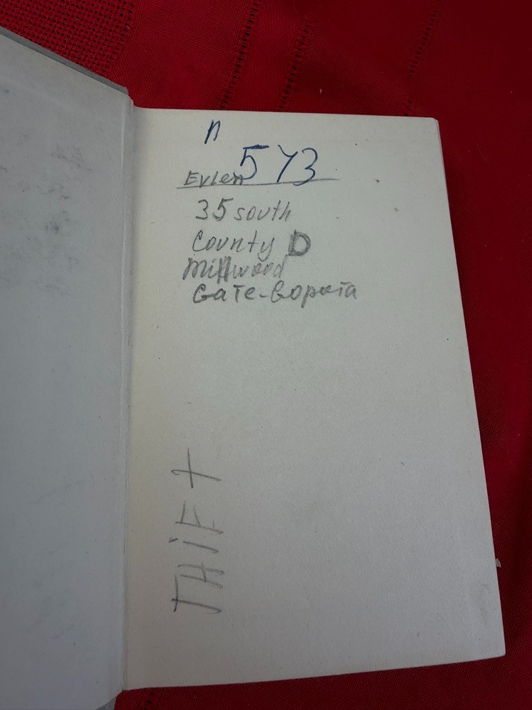 Mini POCKET RUSSIAN-ENGLISH DICTIONARY Travel Book VTG