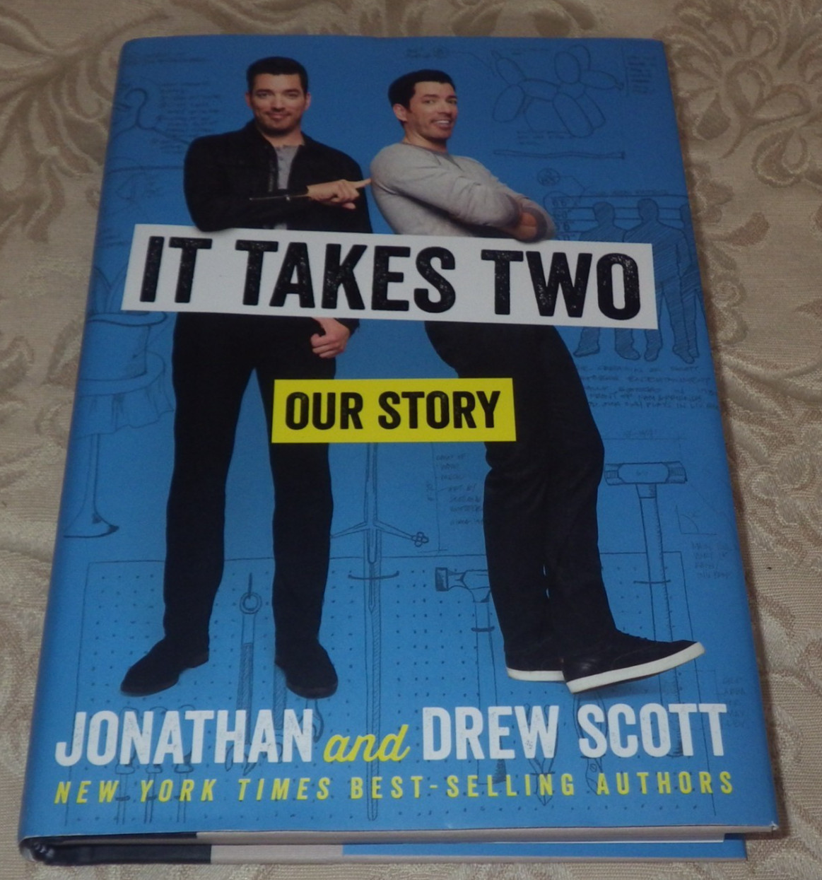 JONATHAN & DREW SCOTT Signed! IT TAKES TWO OUR STORY HGTV Property Brothers NEW