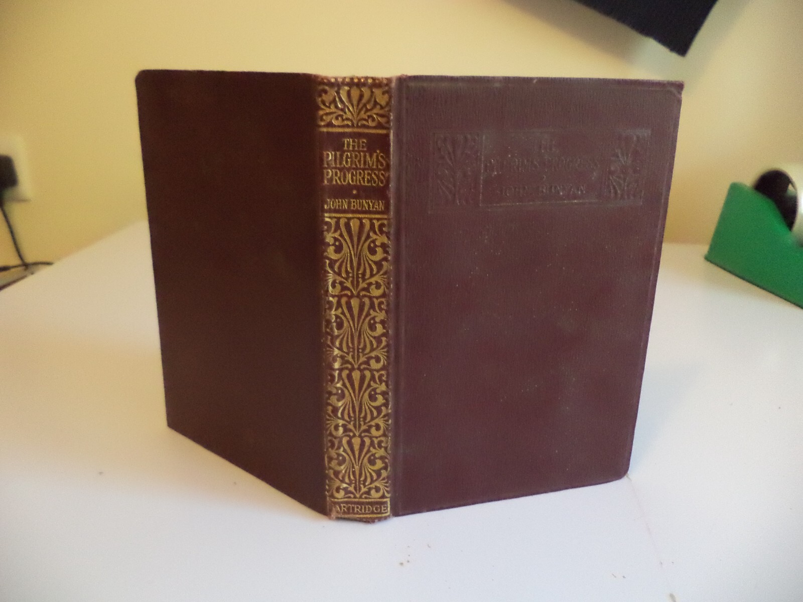 THE PILGRIM’S PROGRESS old antique book JOHN BUNYAN S.W. PARTRIDGE