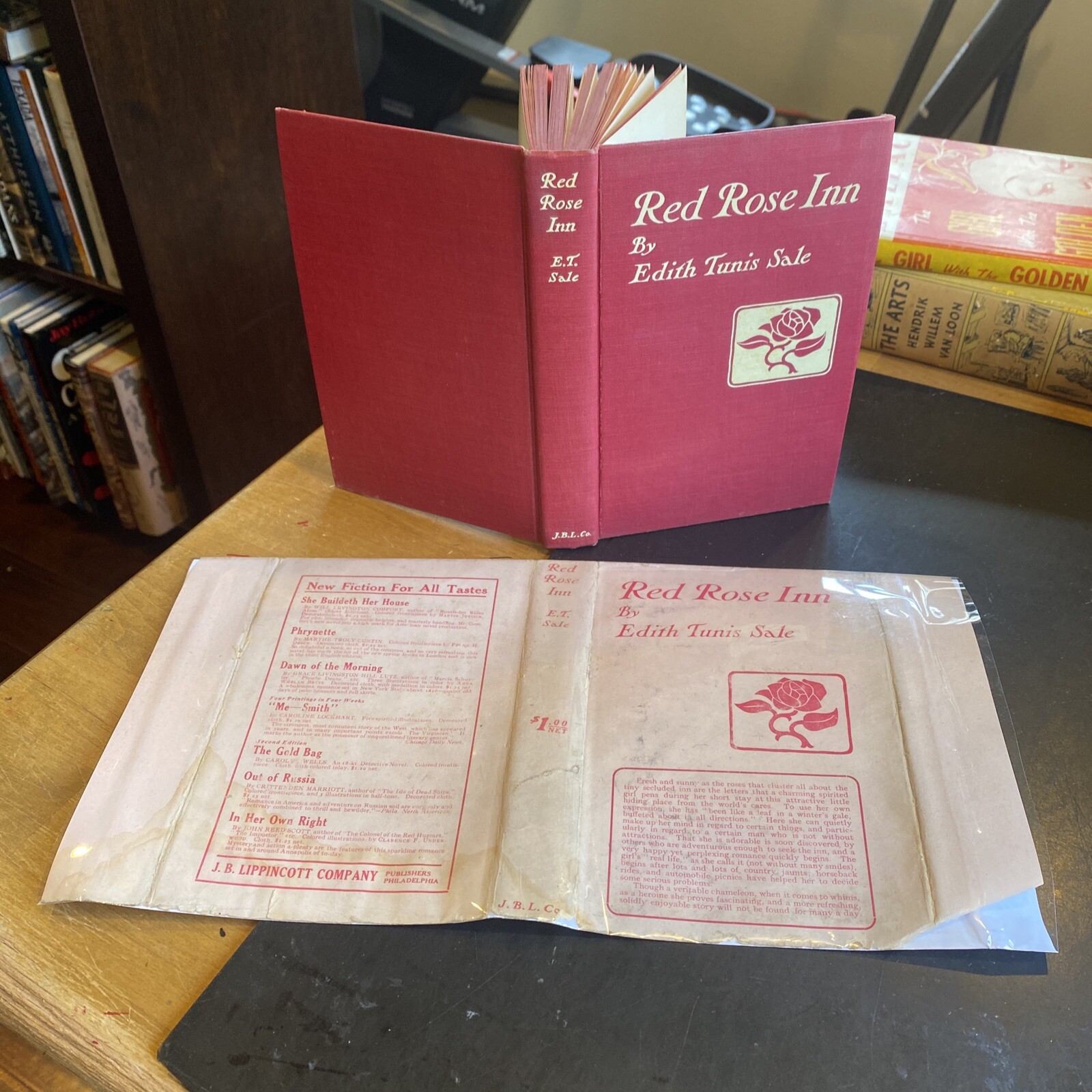 RED ROSE INN by Edith Tunis Sale 1911 hcdj 1st Rare!