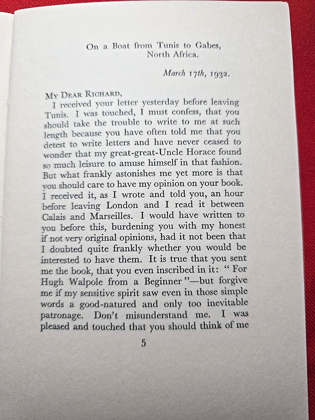 Walpole, Hugh. „A Letter to a Modern Novelist“: Hogarth Letters No. 9, 1932 1st