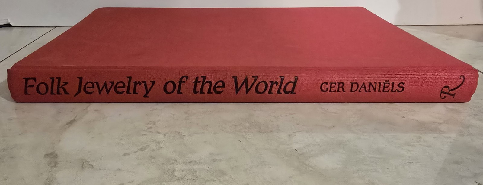 Ger Daniels 1989 Folk Jewelry of The World Ethnic Jewelry Hardcover