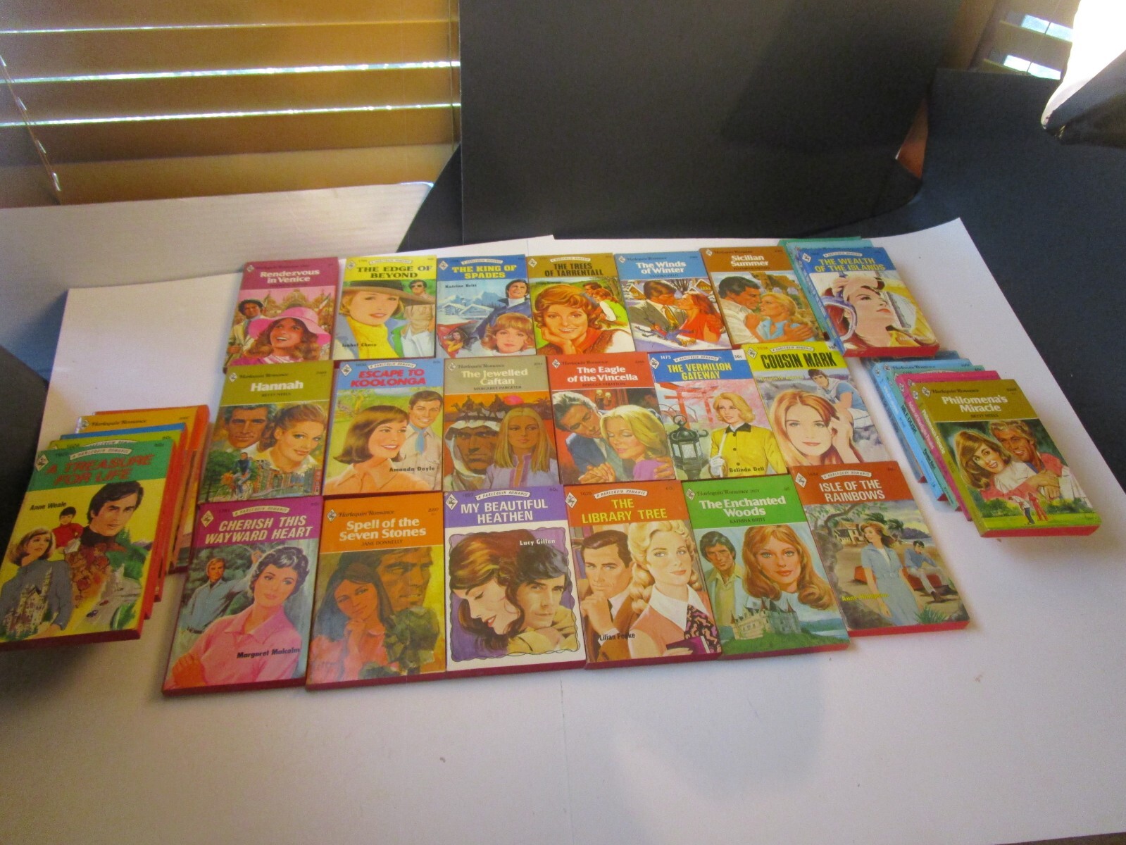 Lot of 30 Vintage Harlequin Romance Novels, 1960s & 1970s Classic Covers pb30