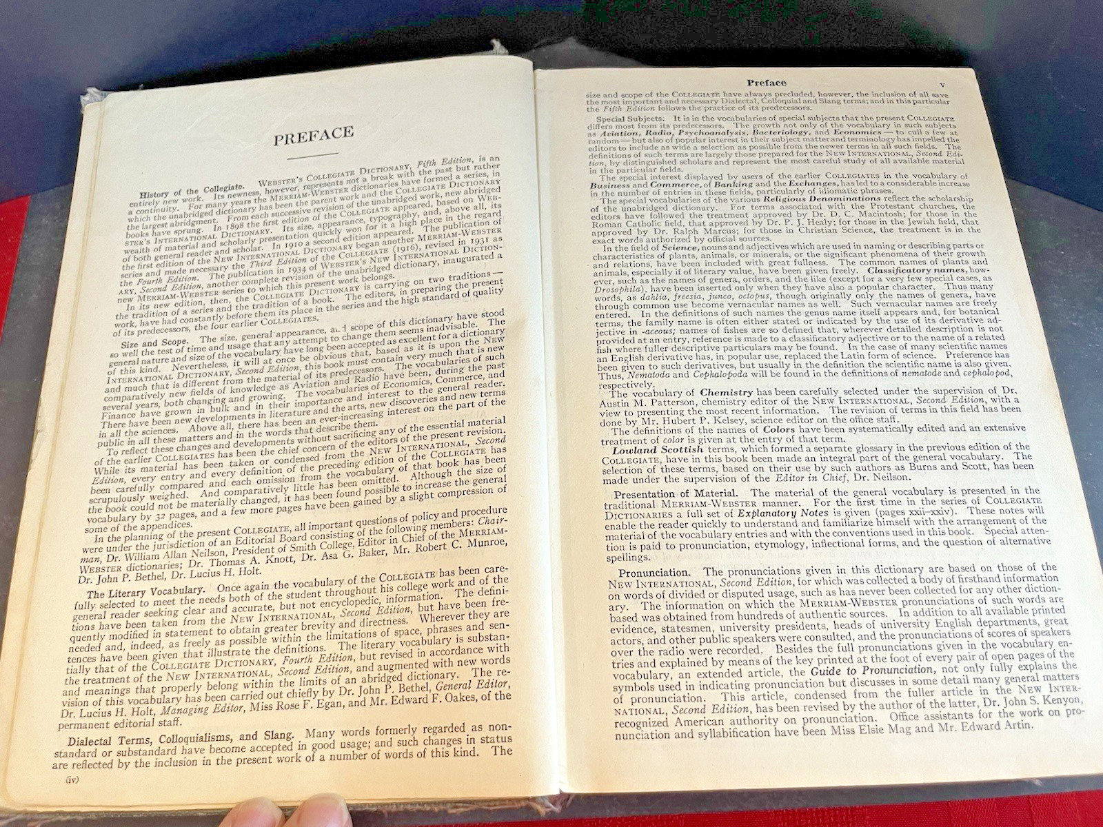 Thin Paper Webster’s Collegiate Dictionary Fifth Edition 1948