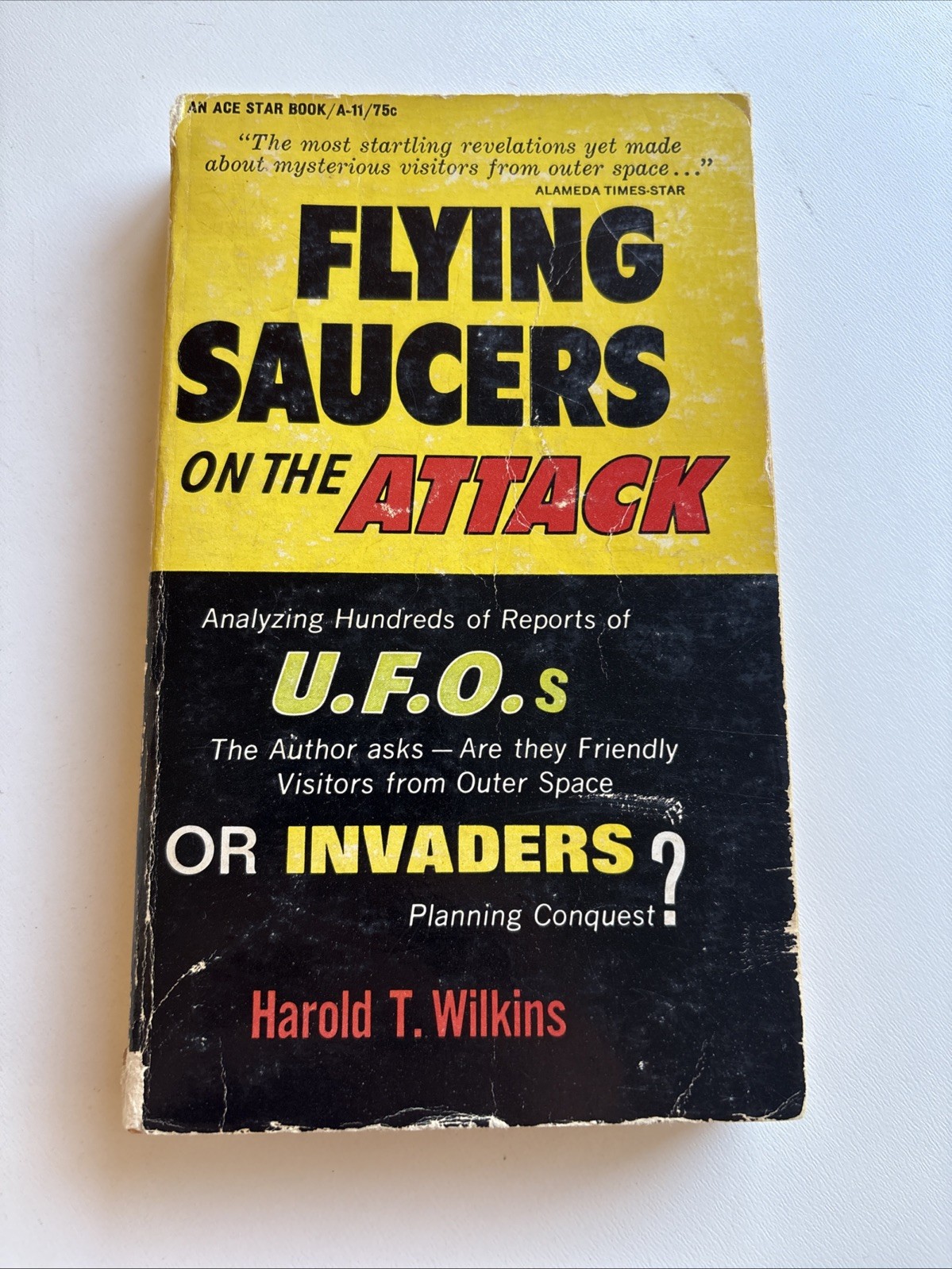 Flying Saucers on Attack Harold Wilkins 1967 PB Ace Star Vintage Aliens G-518