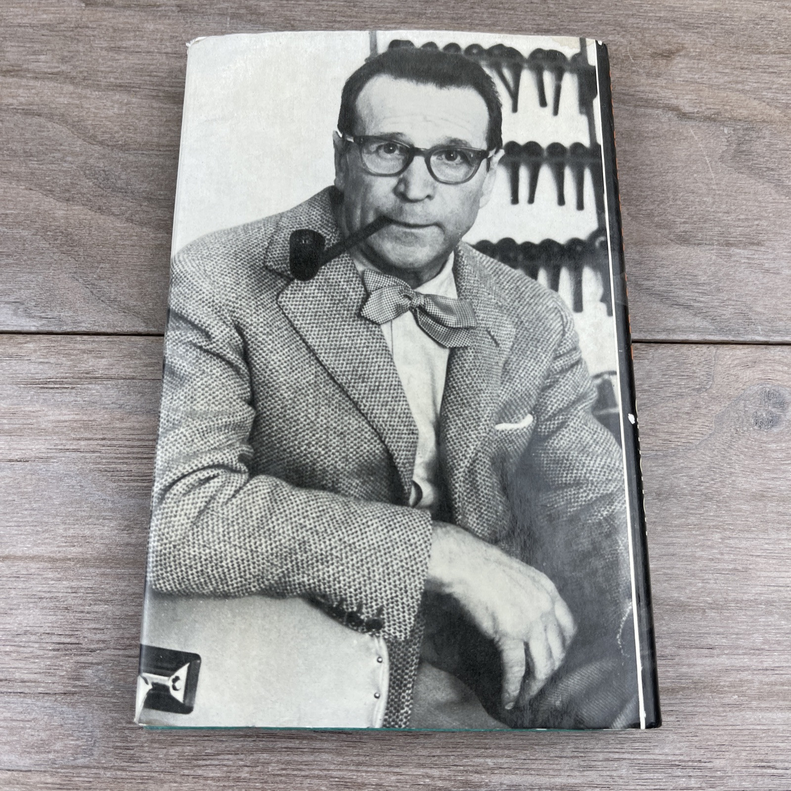 Three Beds in Manhattan – Georges Simenon 1976 Hamish Hamilton HC/DJ Vtg Book