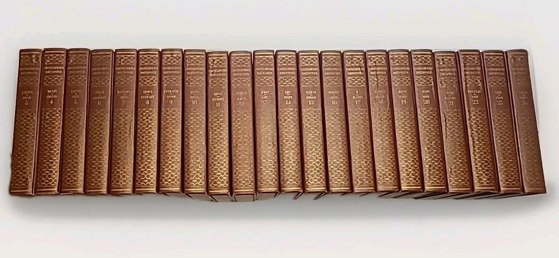 ENCYCLOPEDIA BRITANNICA 1768 Edition NEARLY COMPLETE SET 1941 (Missing 1&2) 22 V