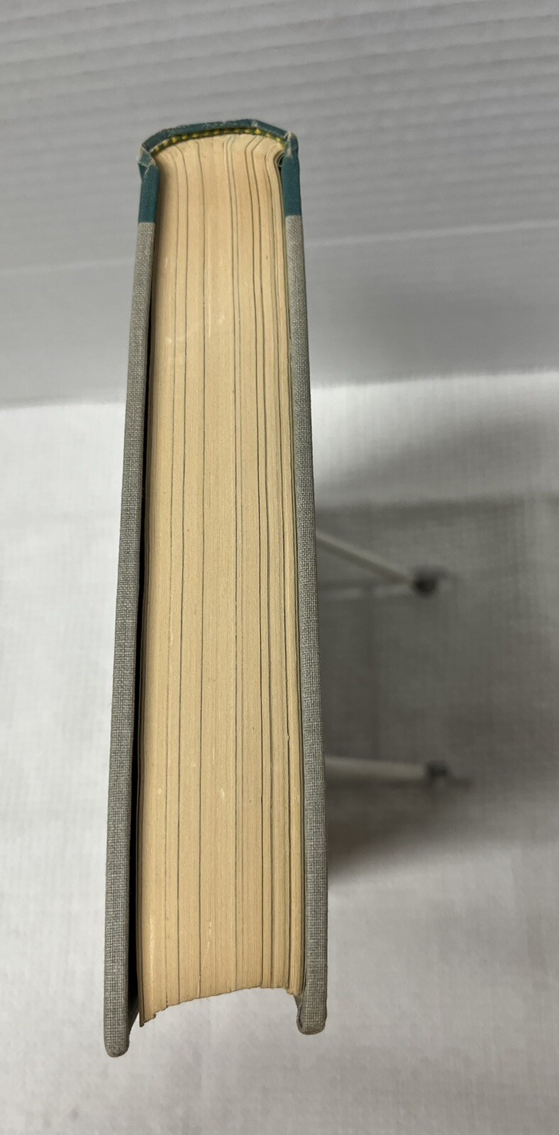 Robinson Crusoe (Illustrated Junior Library) – Hardcover – Box – Vintage 1946